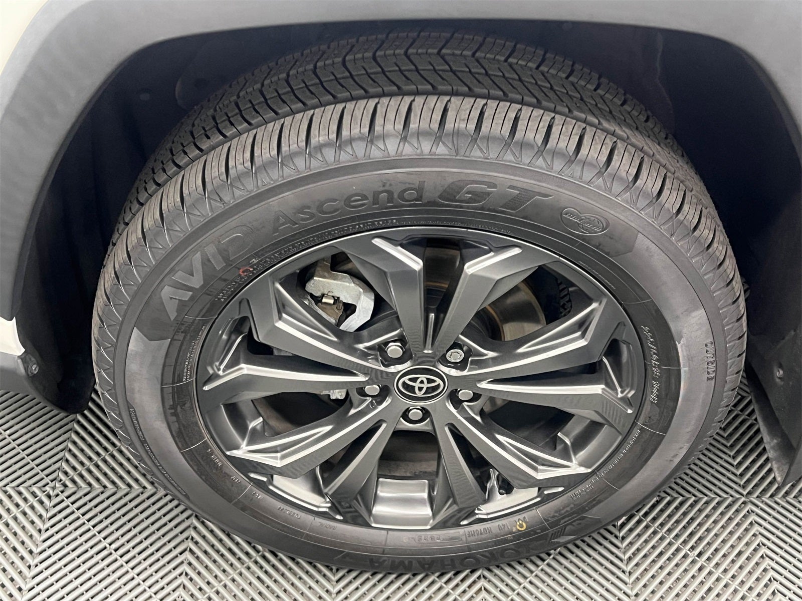 2022 Toyota RAV4 Hybrid XLE Premium