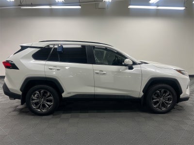 2022 Toyota RAV4 Hybrid XLE Premium