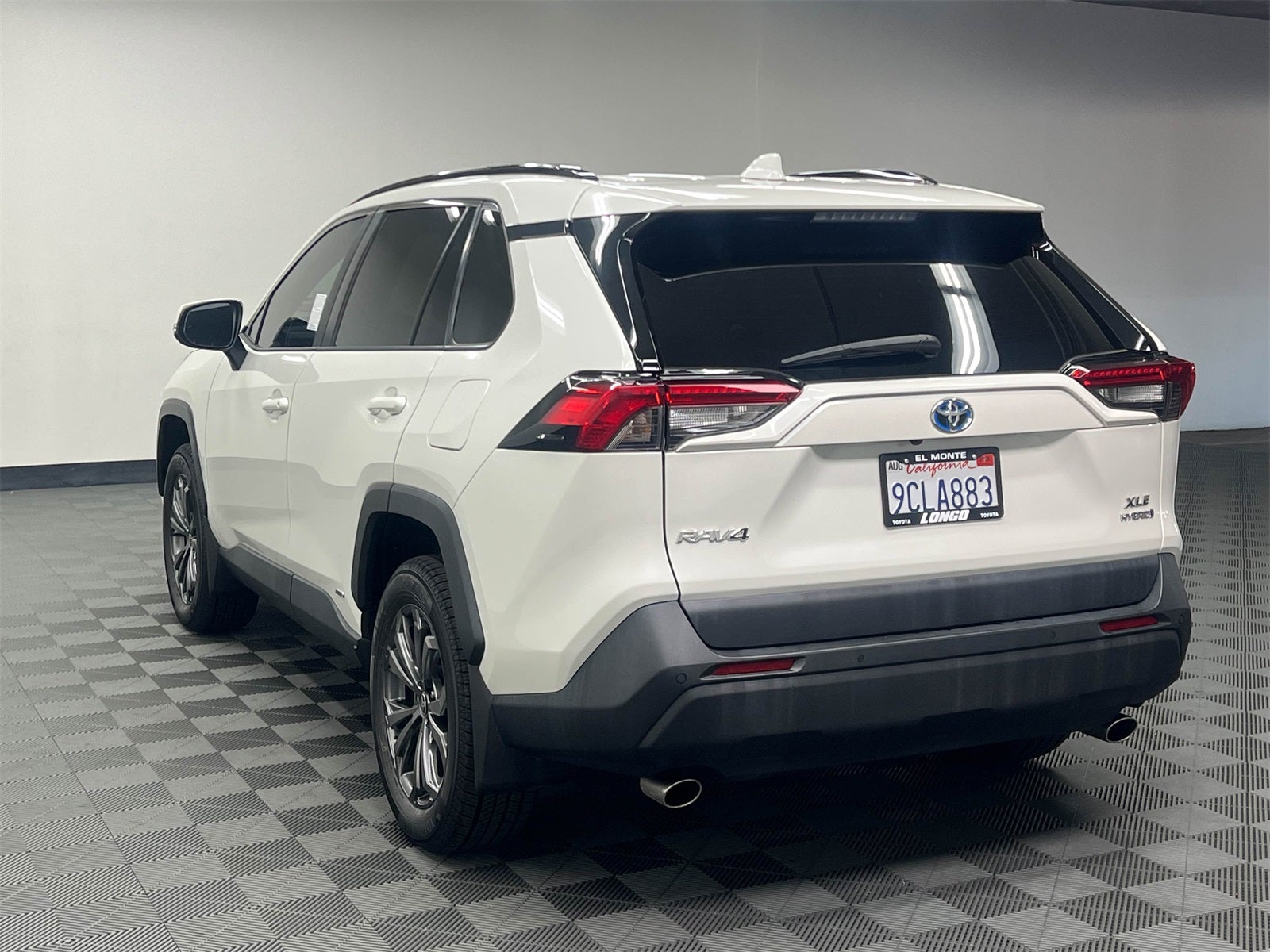 2022 Toyota RAV4 Hybrid XLE Premium