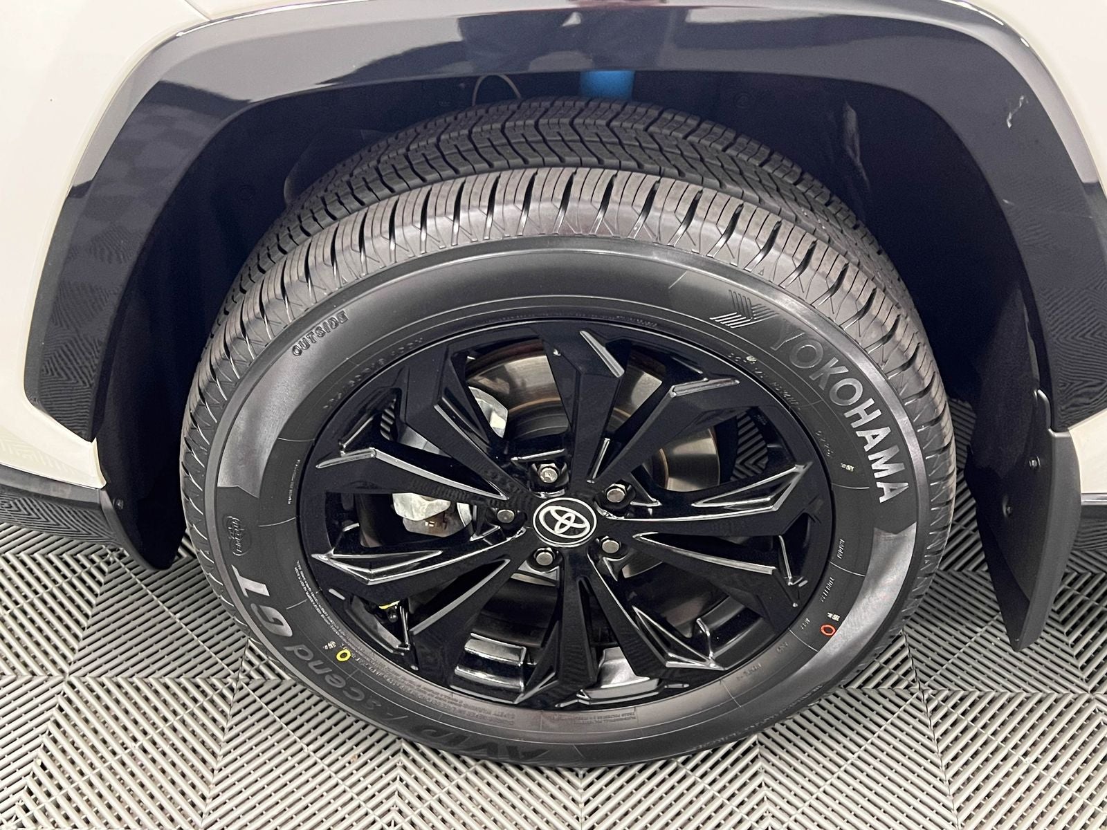 2023 Toyota RAV4 Hybrid XSE