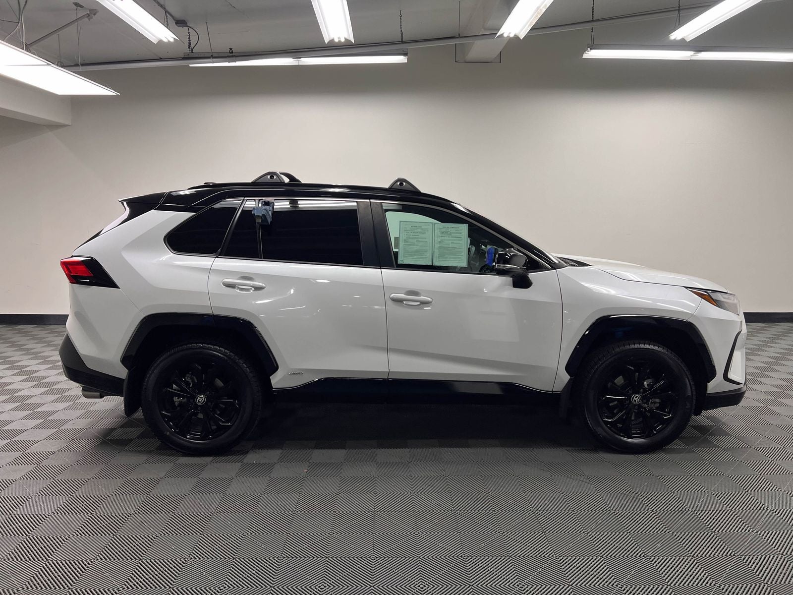 2023 Toyota RAV4 Hybrid XSE