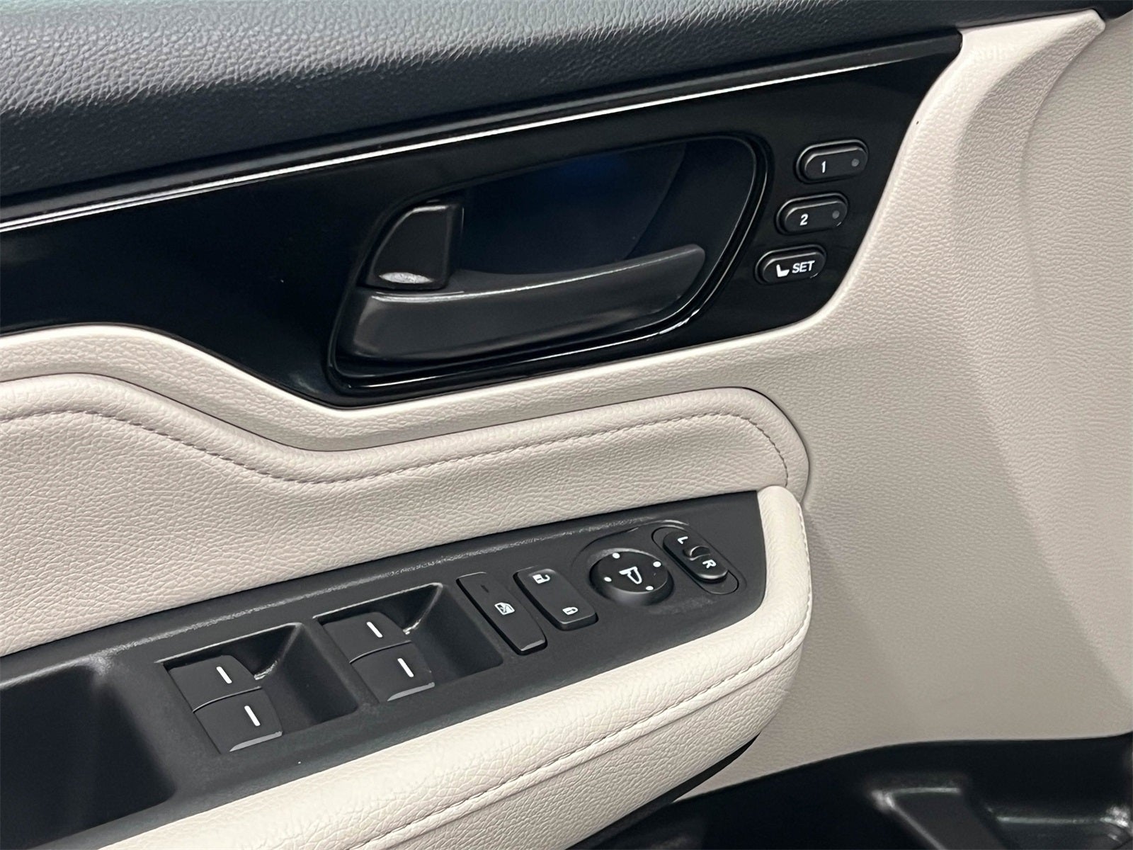 2025 Honda Odyssey Touring