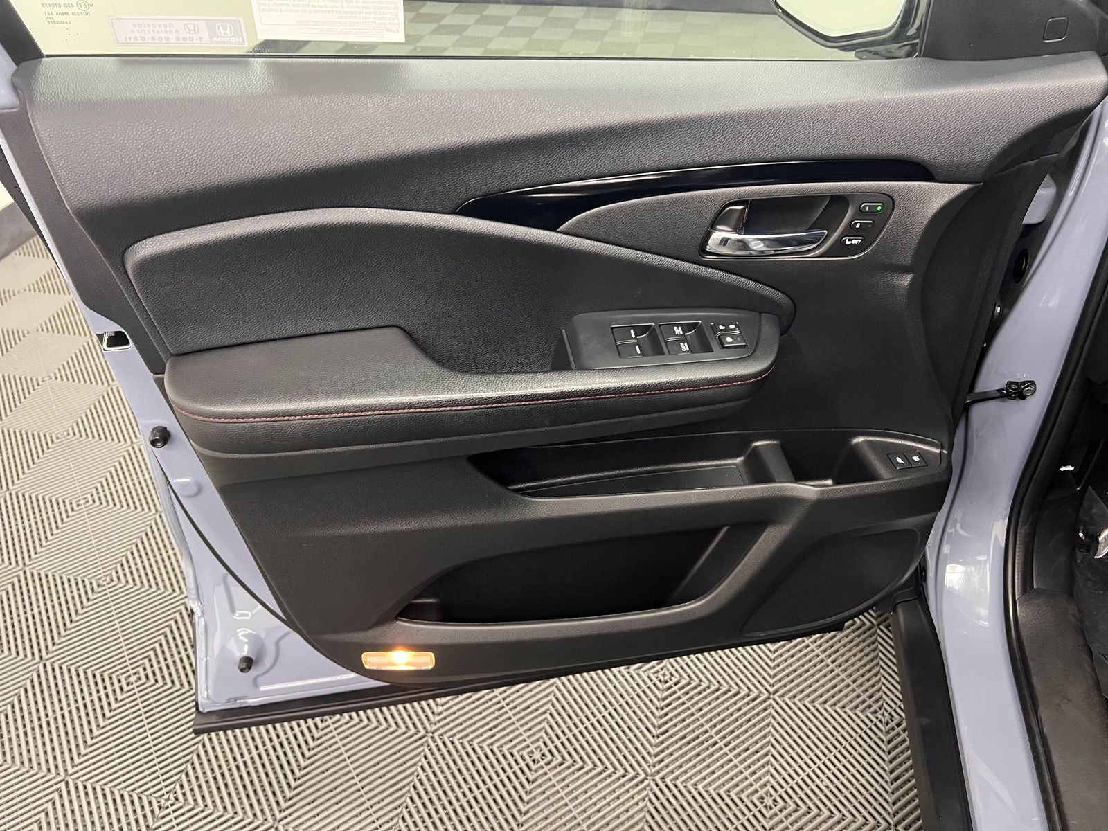 2022 Honda Pilot Black Edition