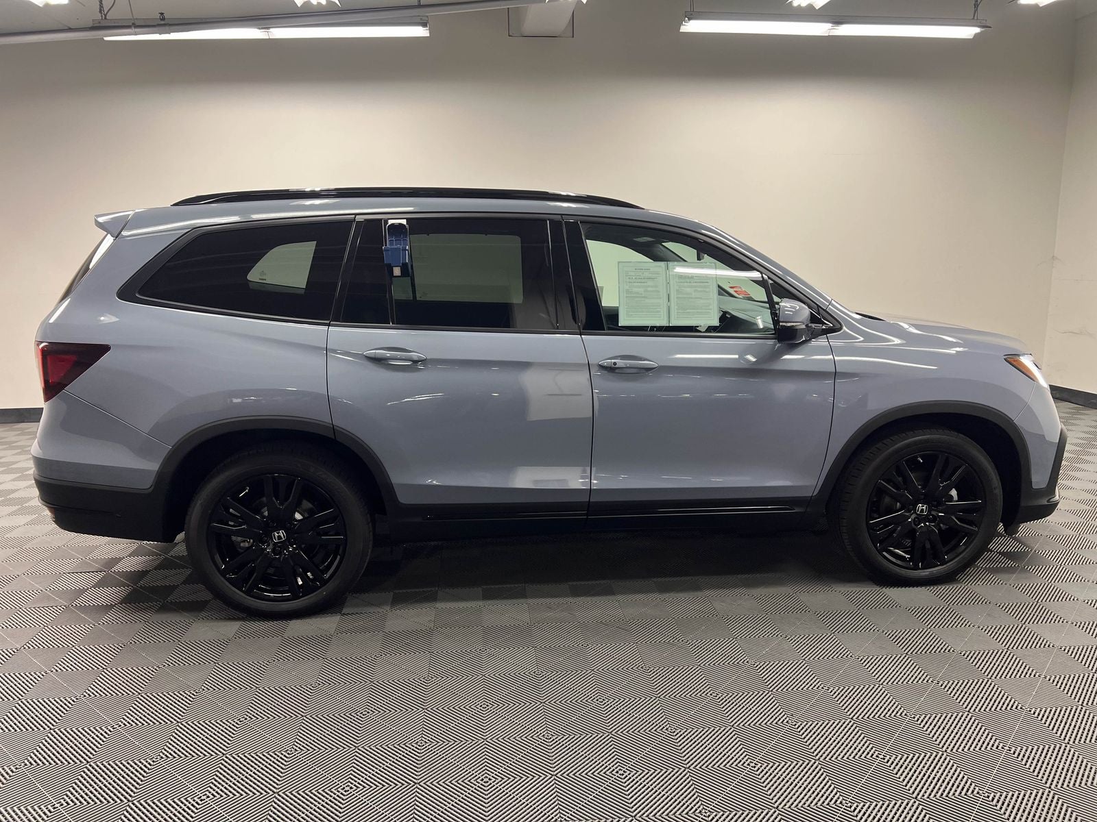 2022 Honda Pilot Black Edition