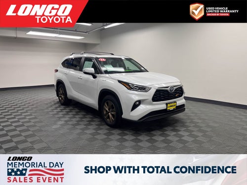 2023 Toyota Highlander Hybrid Bronze Edition
