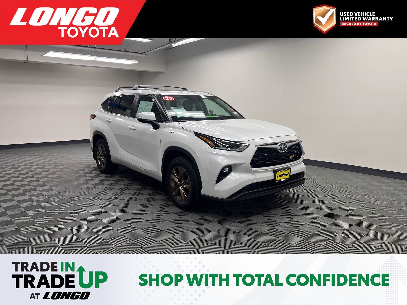 2023 Toyota Highlander Hybrid Bronze Edition
