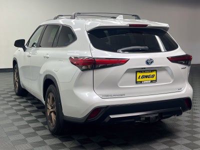 2023 Toyota Highlander Hybrid Bronze Edition