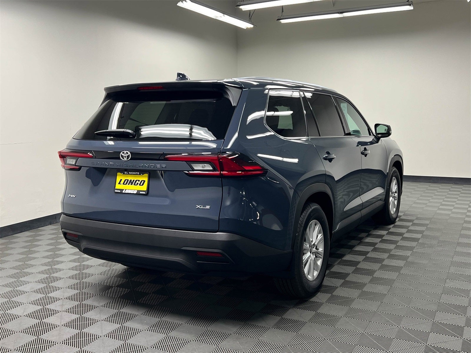 2026 Toyota Grand Highlander Hybrid XLE