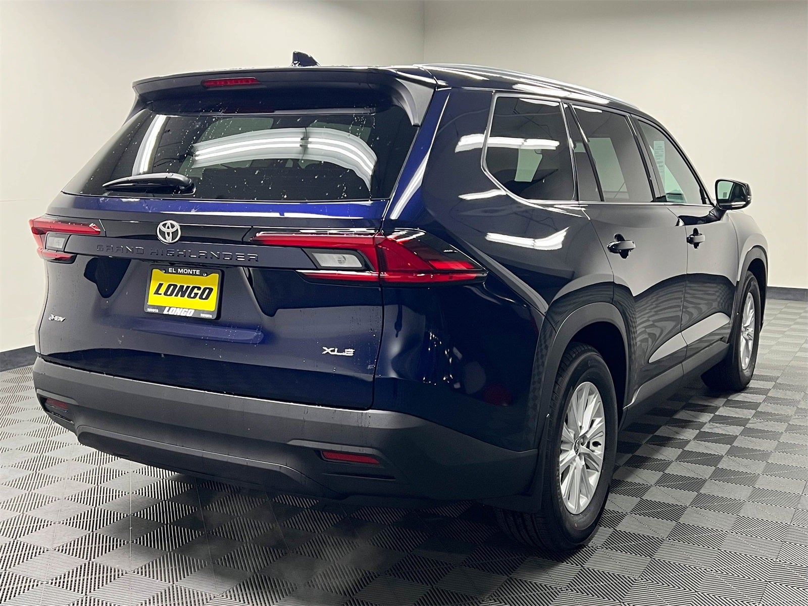 2026 Toyota Grand Highlander Hybrid XLE