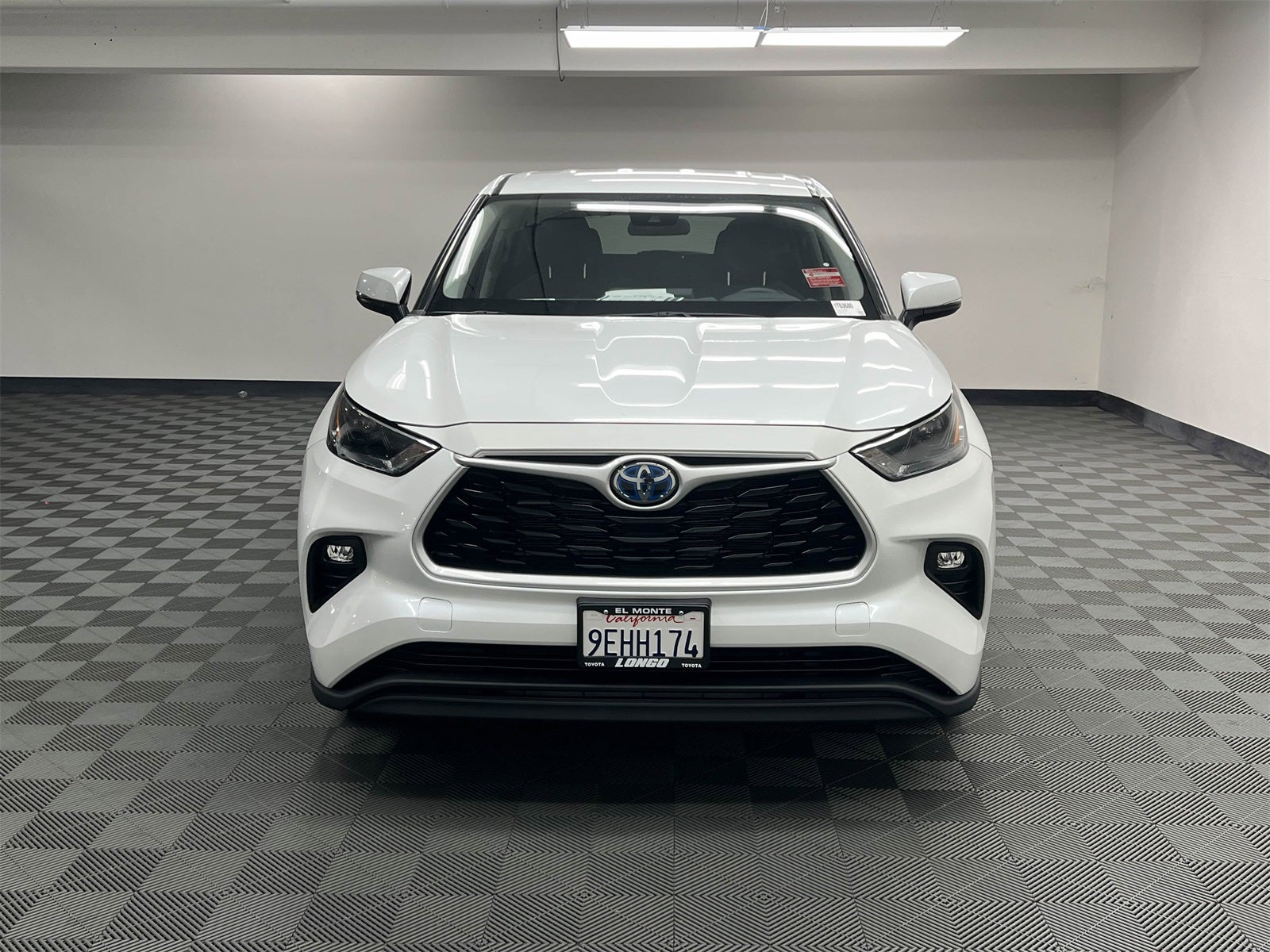 2023 Toyota Highlander Hybrid LE