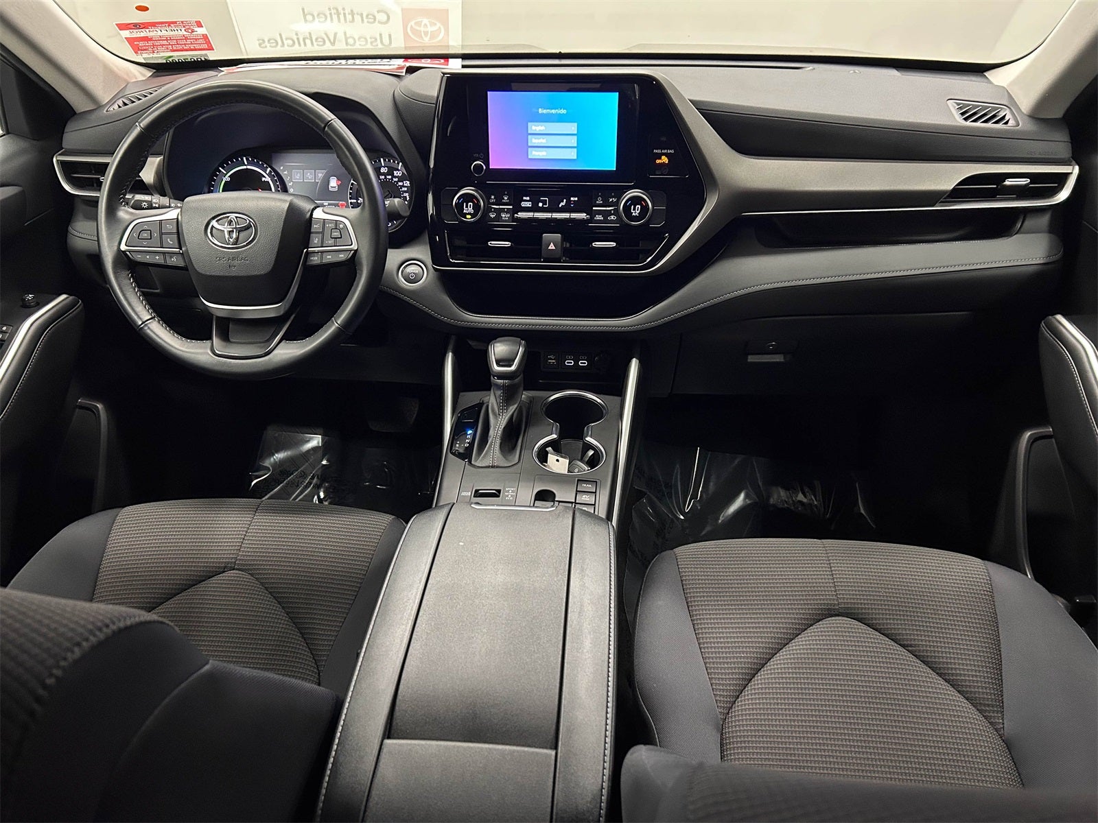 2024 Toyota Highlander Hybrid LE