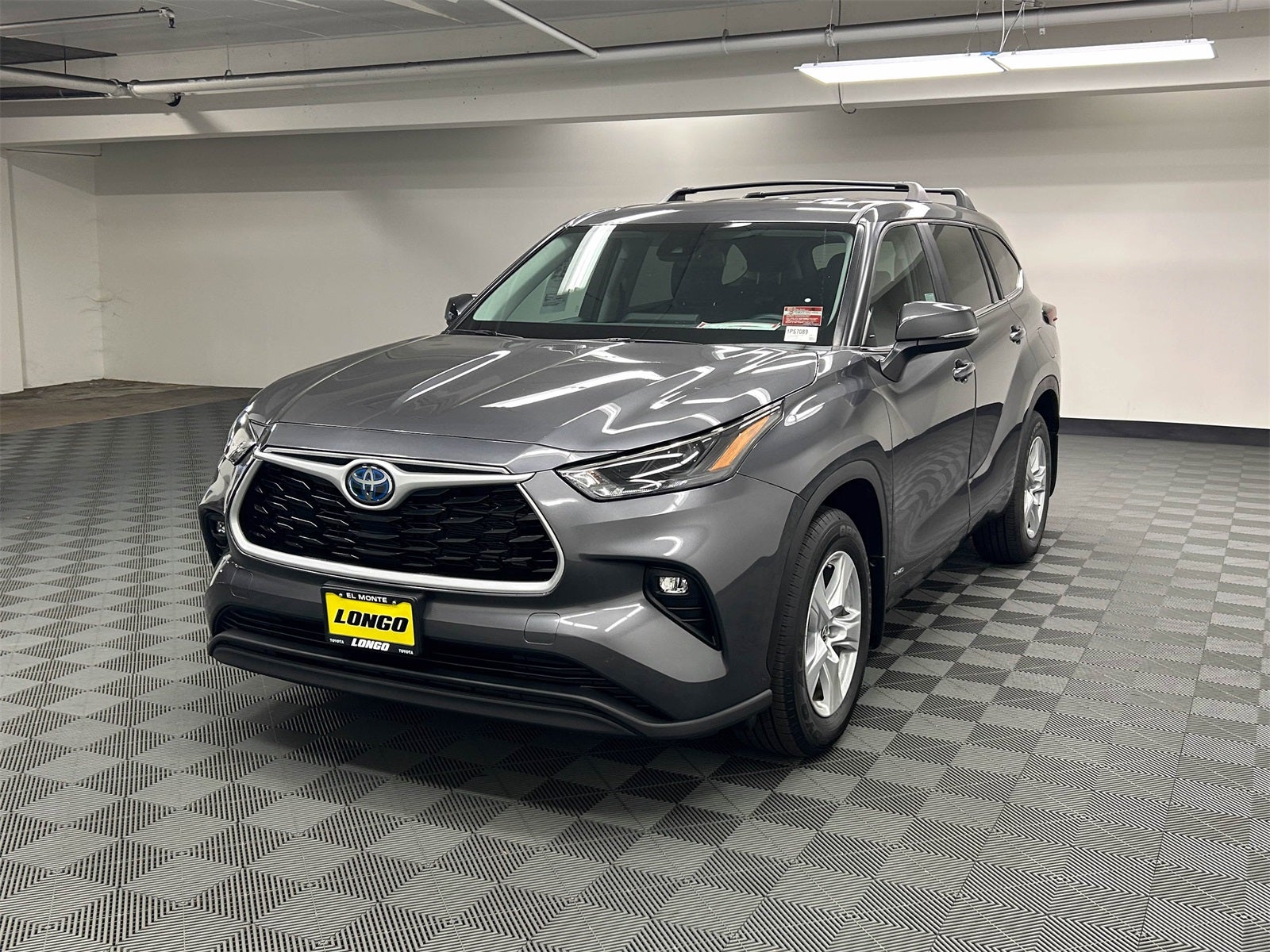 2024 Toyota Highlander Hybrid LE