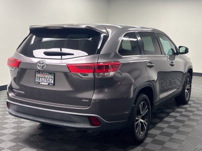 2019 Toyota Highlander LE