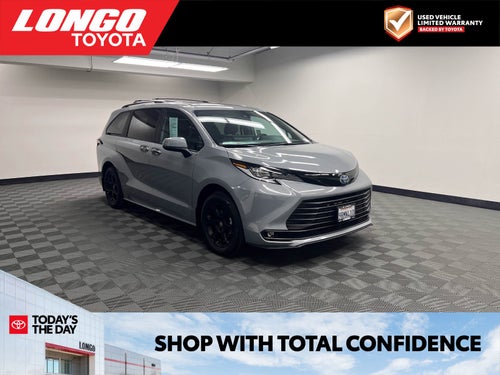 2025 Toyota Sienna Woodland Edition 7 Passenger