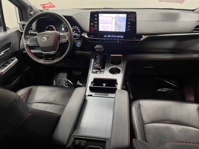 2022 Toyota Sienna XSE 7 Passenger