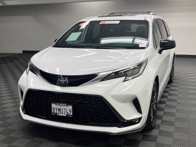 2022 Toyota Sienna XSE 7 Passenger