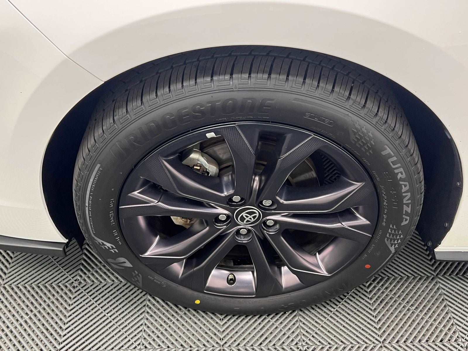 2022 Toyota Sienna XSE 7 Passenger