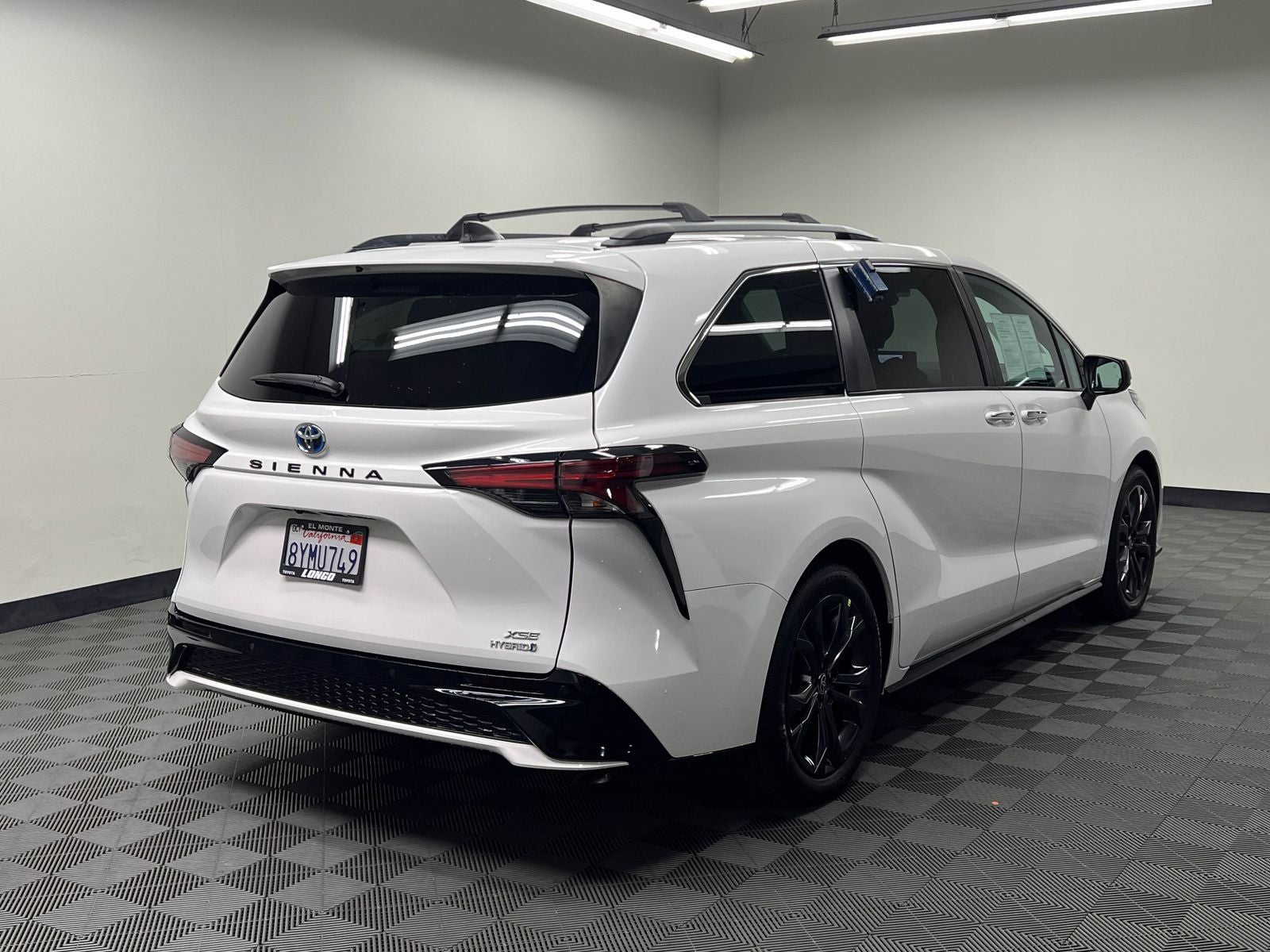 2022 Toyota Sienna XSE 7 Passenger