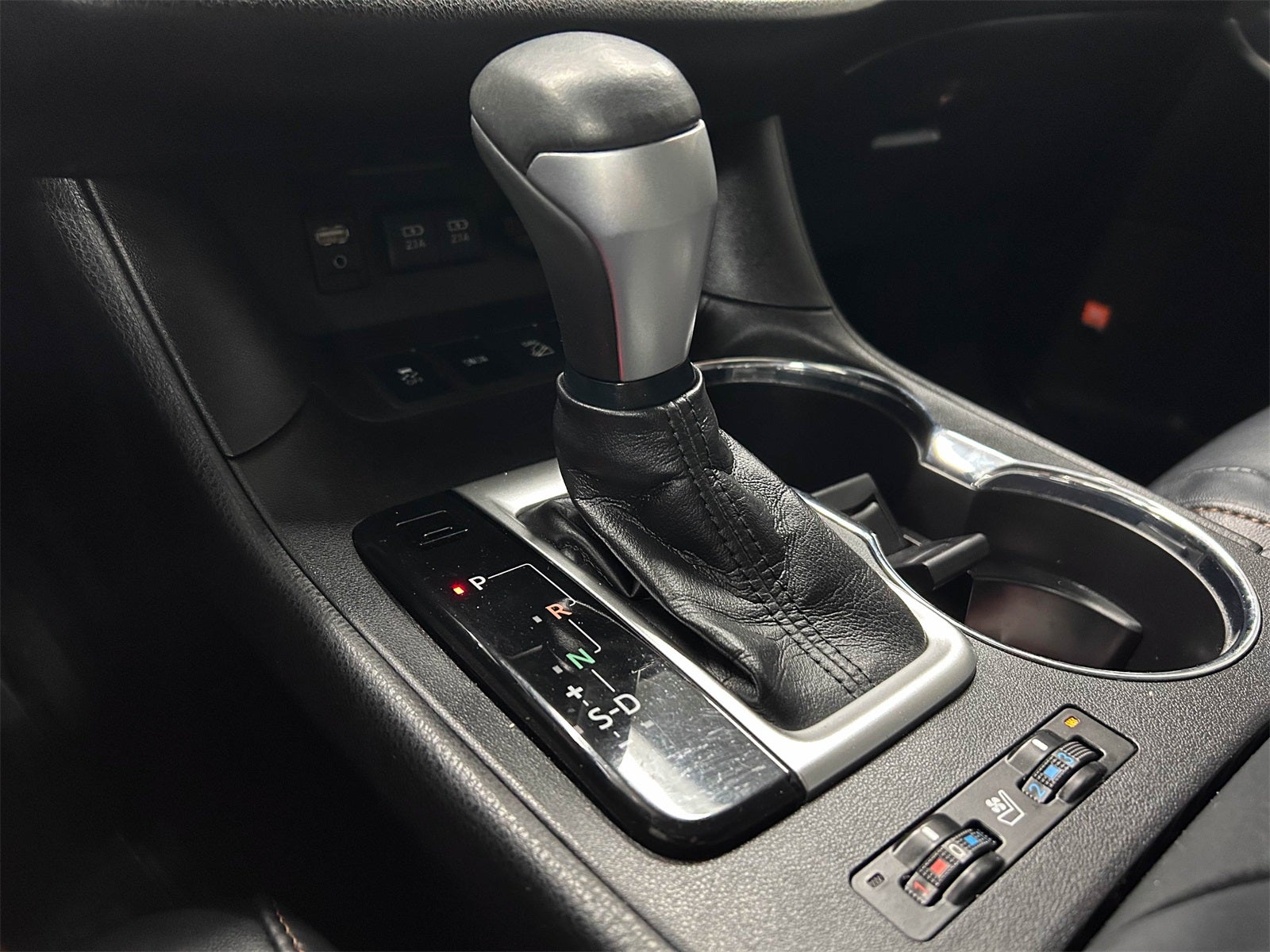 2018 Toyota Highlander Limited Platinum