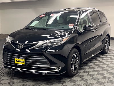 2026 Toyota Sienna Platinum 7 Passenger