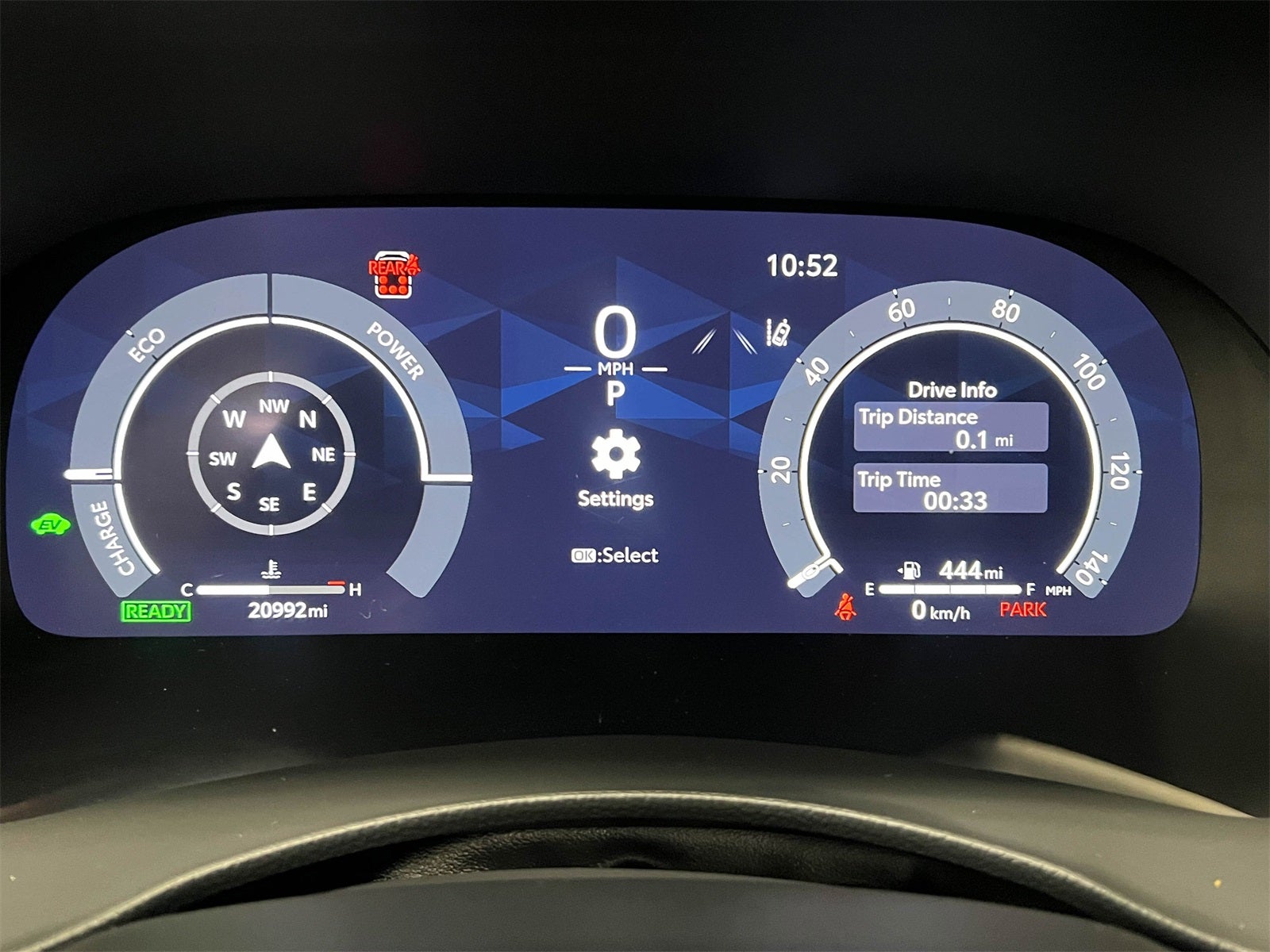 2023 Toyota Highlander Hybrid Platinum