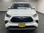 2023 Toyota Highlander Hybrid Platinum