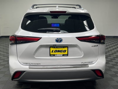 2023 Toyota Highlander Hybrid Platinum