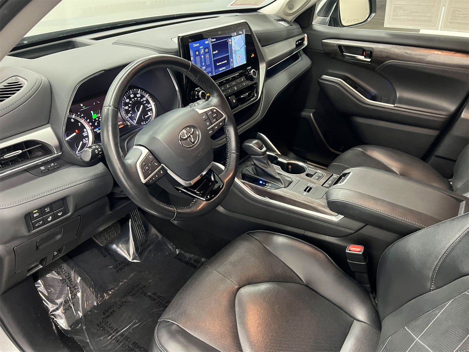 2022 Toyota Highlander Platinum