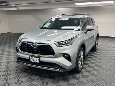 2022 Toyota Highlander Platinum