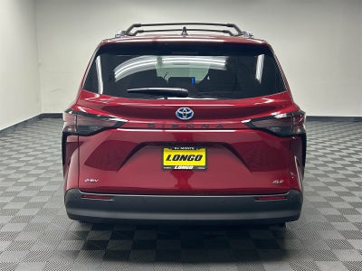 2025 Toyota Sienna XLE