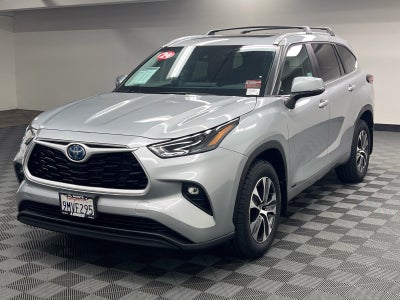2024 Toyota Highlander Hybrid XLE
