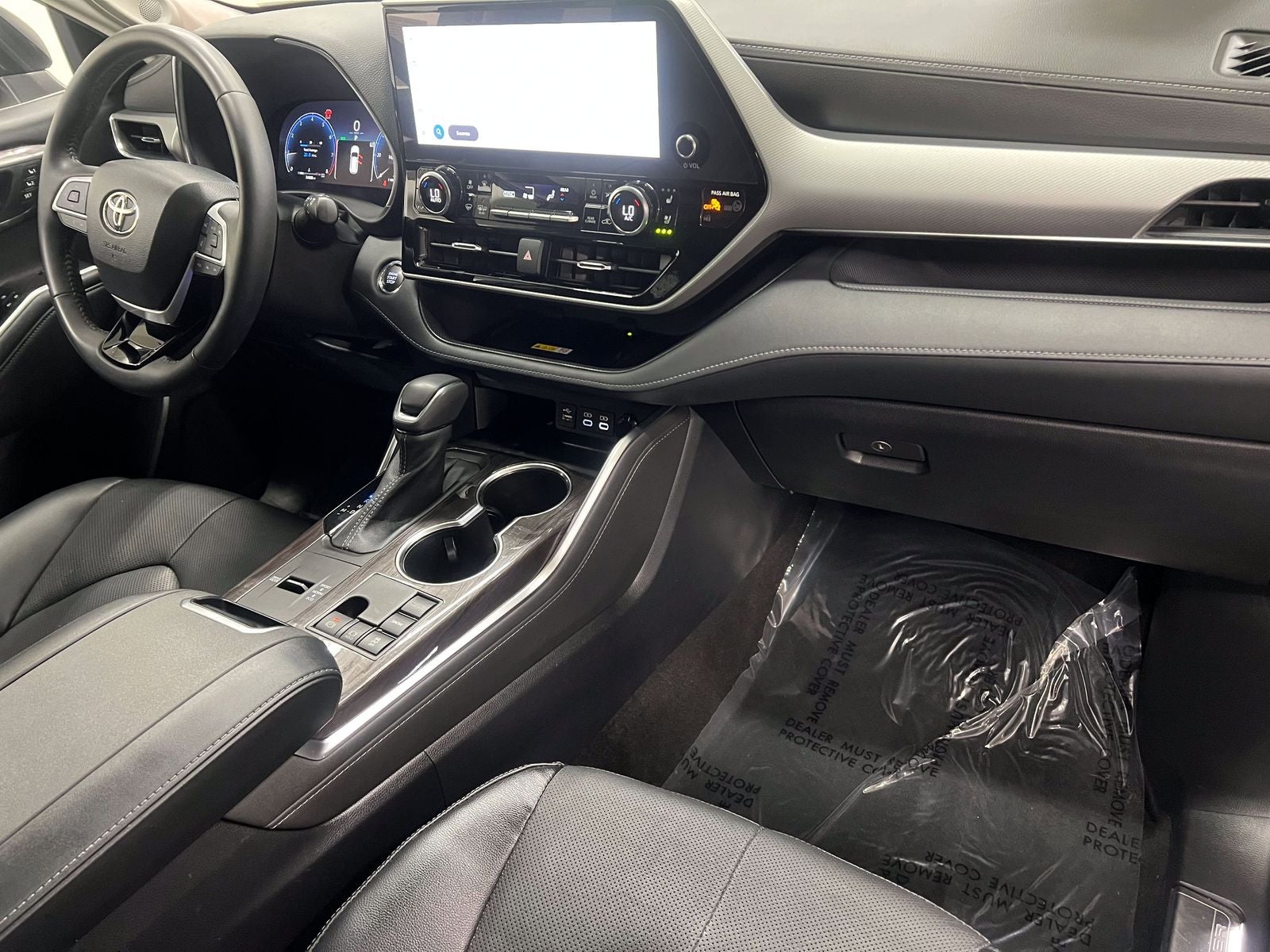 2023 Toyota Highlander Platinum
