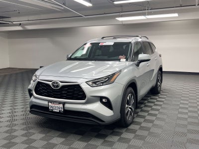 2024 Toyota Highlander XLE