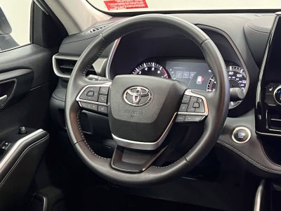 2025 Toyota Highlander XLE