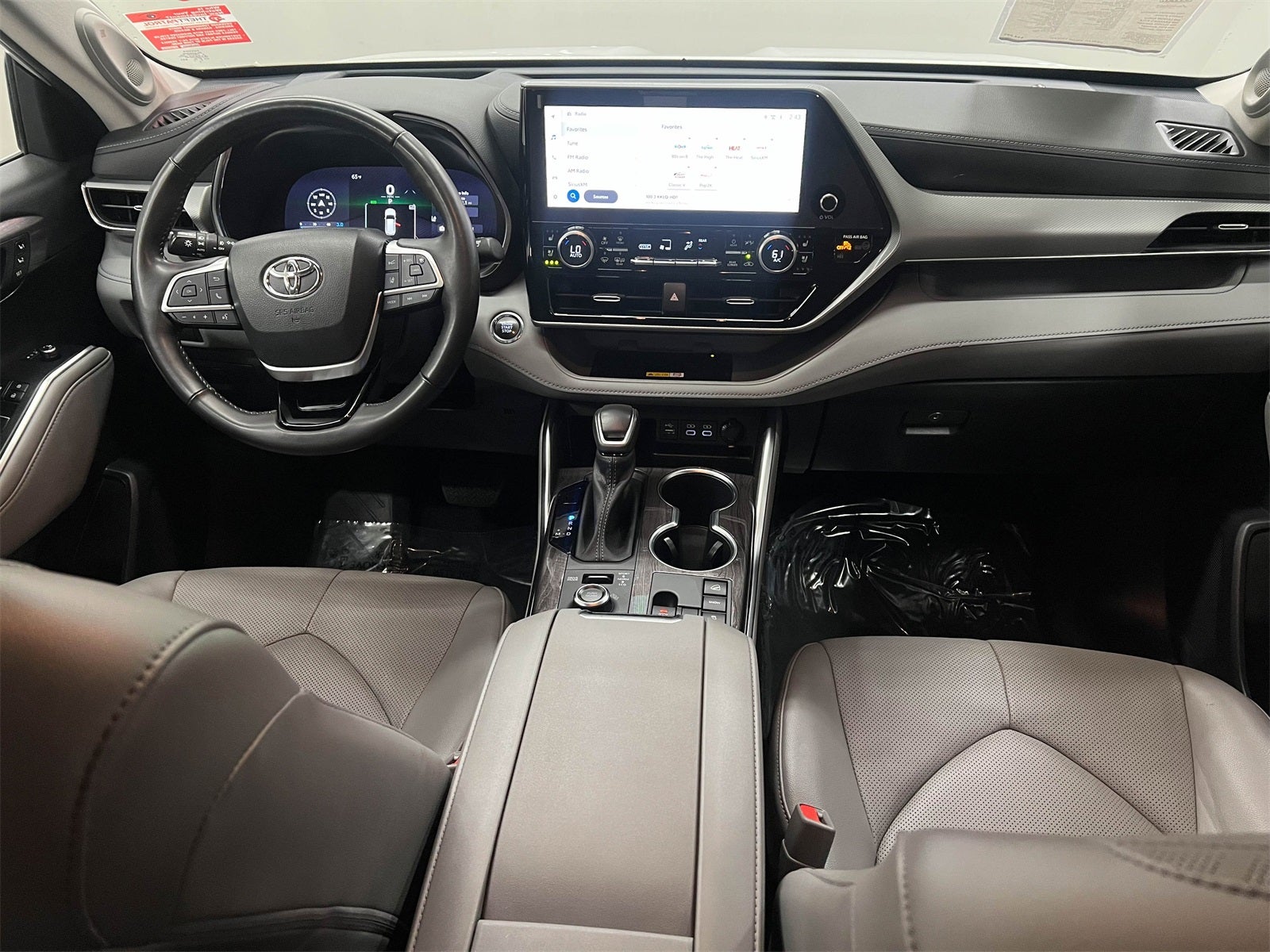 2023 Toyota Highlander Platinum