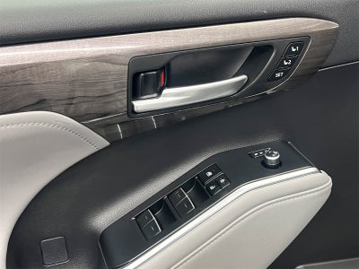 2023 Toyota Highlander Platinum