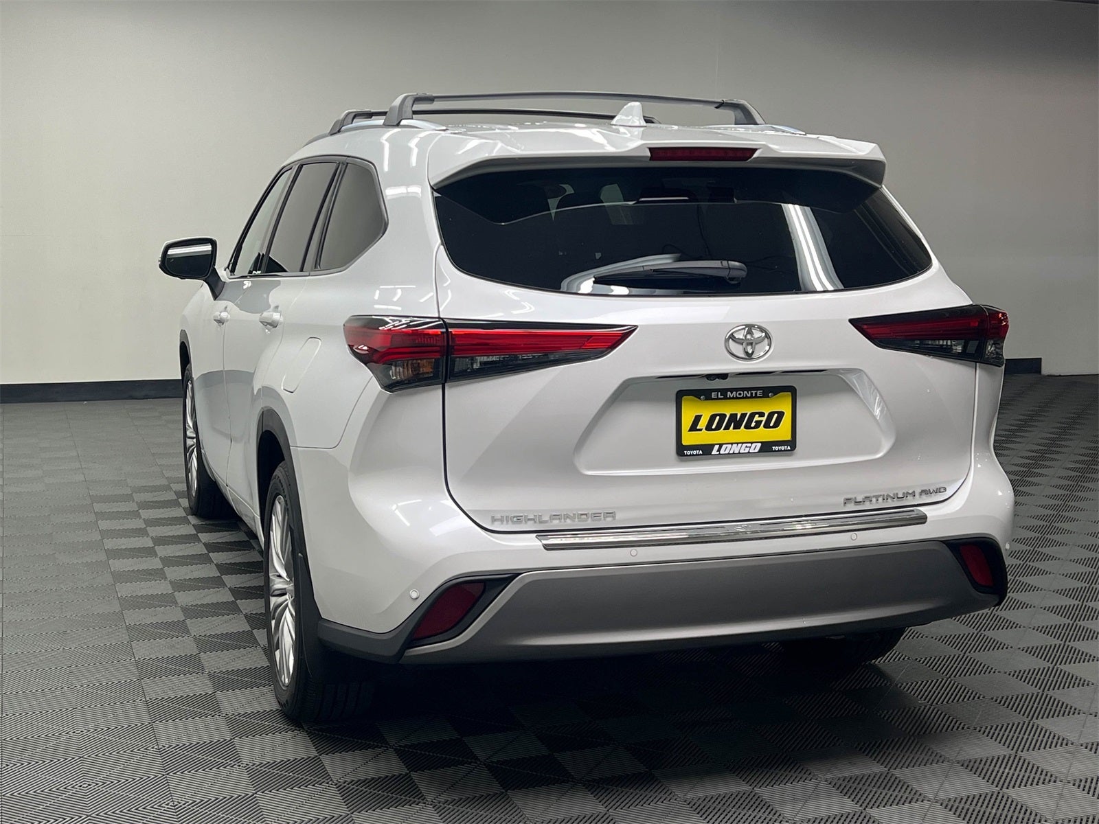 2023 Toyota Highlander Platinum