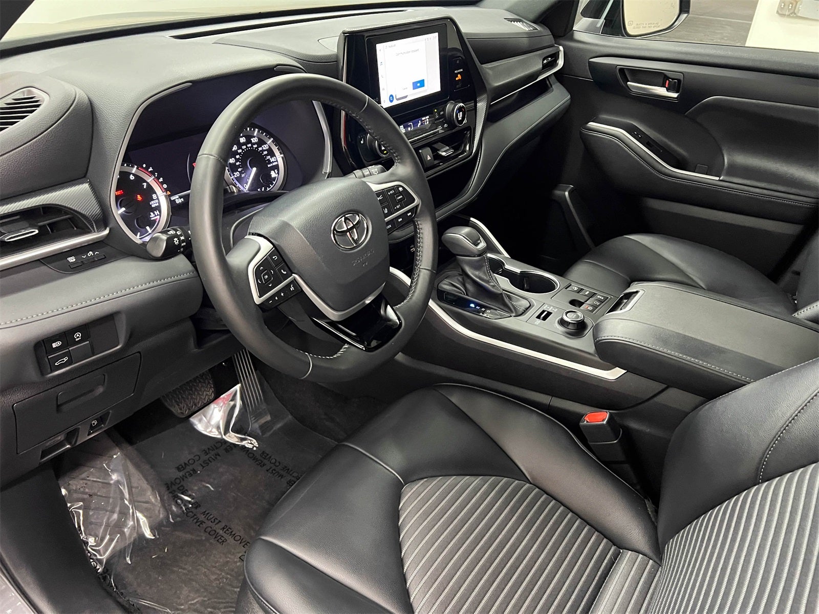 2023 Toyota Highlander XSE