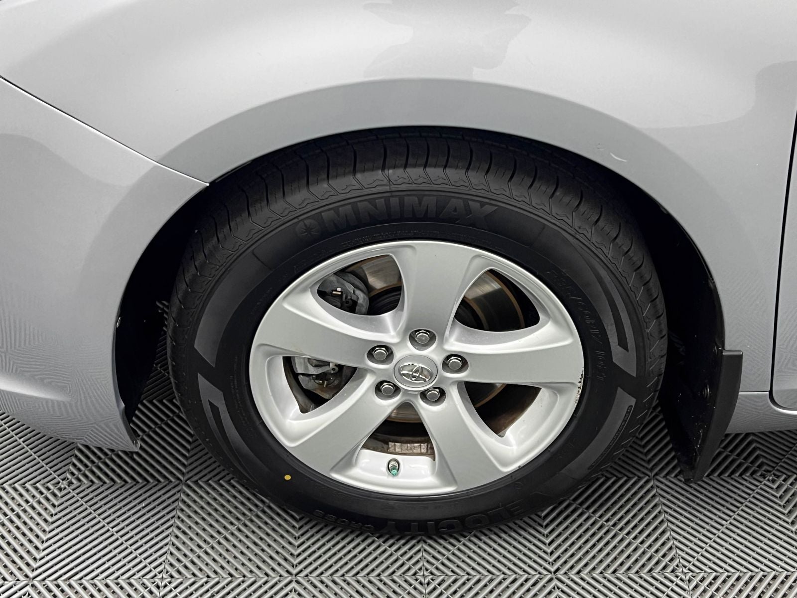 2015 Toyota Sienna LE 8 Passenger