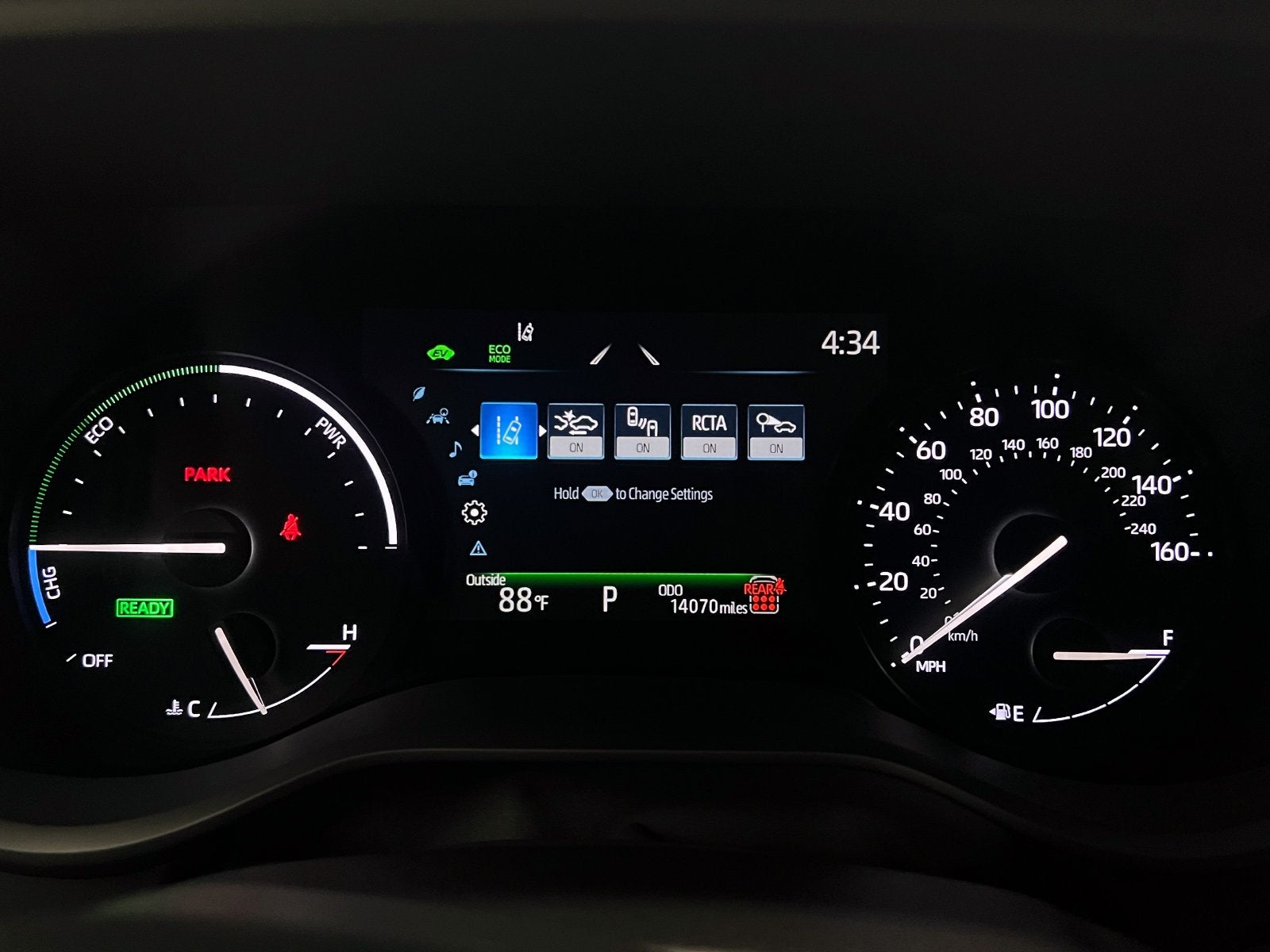 2026 Toyota Sienna LE 8 Passenger