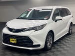 2026 Toyota Sienna LE 8 Passenger