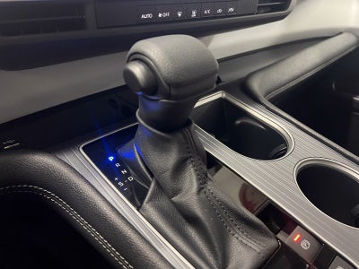 2026 Toyota Sienna LE 8 Passenger
