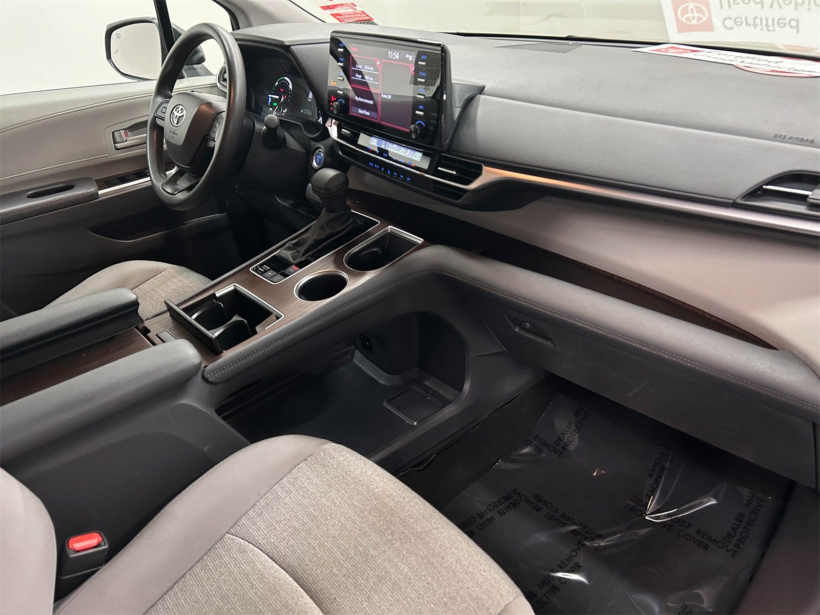 2024 Toyota Sienna LE 8 Passenger