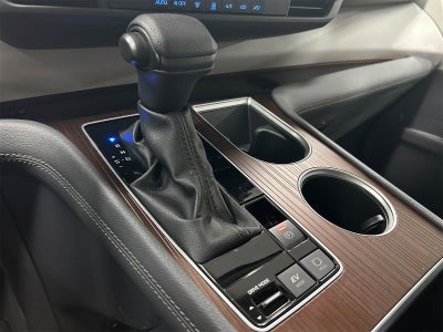 2024 Toyota Sienna LE 8 Passenger