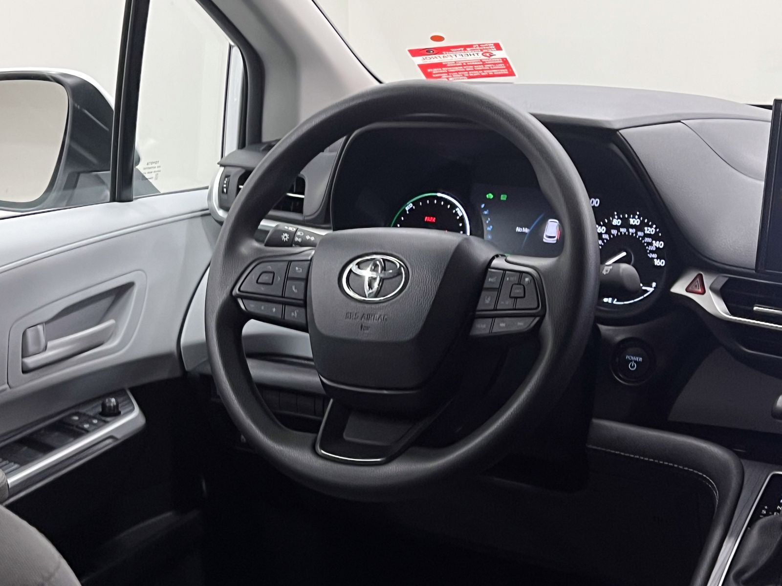 2026 Toyota Sienna LE 8 Passenger