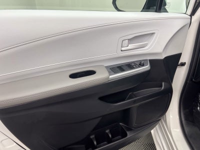 2026 Toyota Sienna LE 8 Passenger