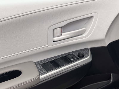 2026 Toyota Sienna LE 8 Passenger
