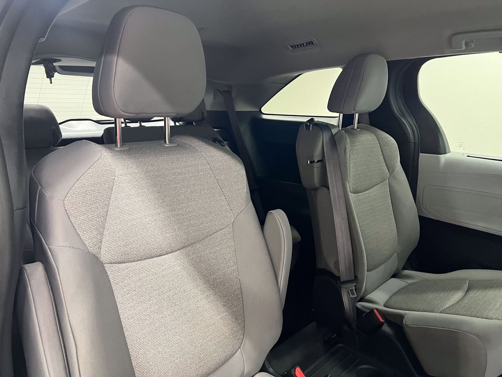 2025 Toyota Sienna LE 8 Passenger