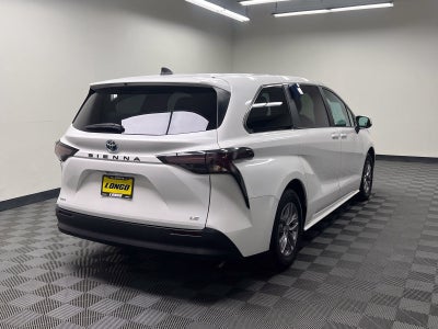 2025 Toyota Sienna LE 8 Passenger