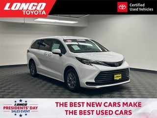 2024 Toyota Sienna LE 8 Passenger